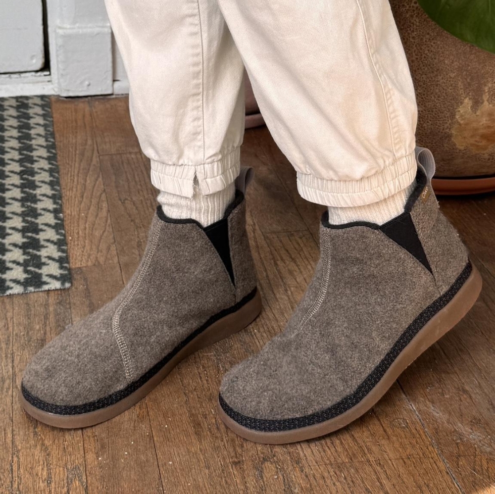 Chaco Revel Chelsea Boots